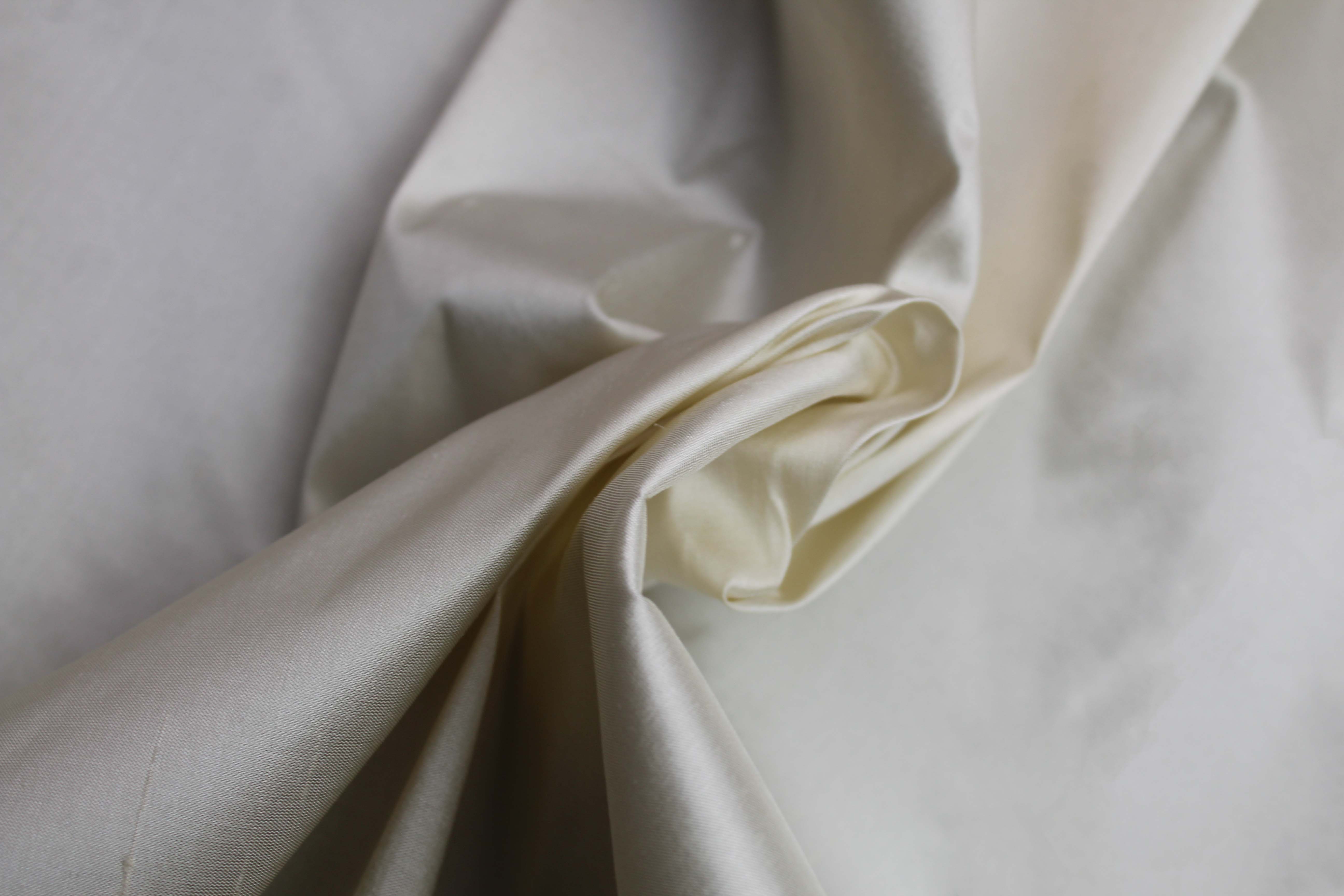 SILK DUPION 150cm - MAGNOLIA